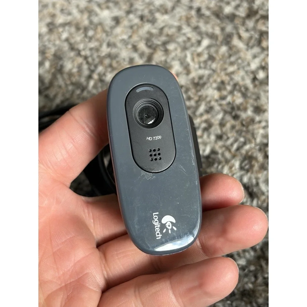 Logitech V-U0018 720P HD Webcam With Built in Microphone VGC - USED